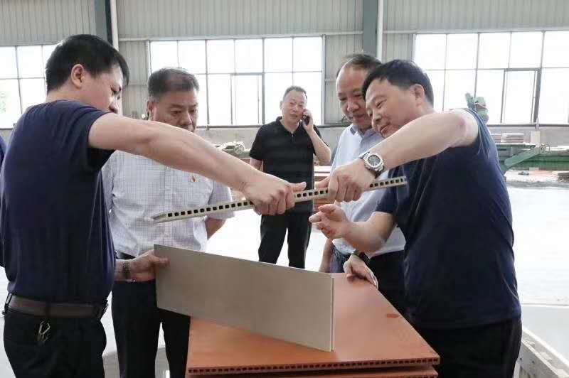 新产品【陶板幕墙】已上线，欢迎中共县委于书记来河南众光调研